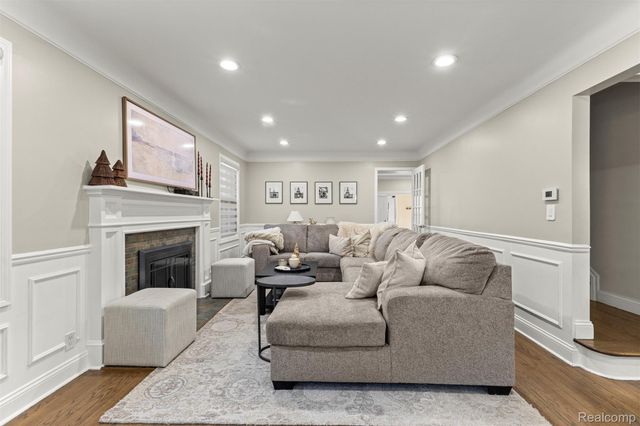 23470 Fordson Drive, Dearborn, MI 48124