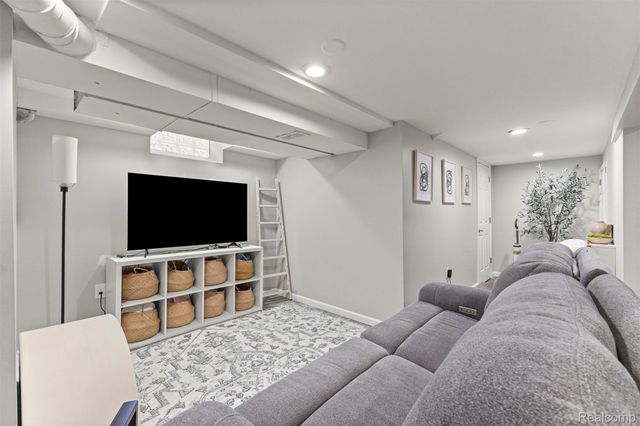 23470 Fordson Drive, Dearborn, MI 48124