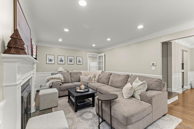 23470 Fordson Drive, Dearborn, MI 48124