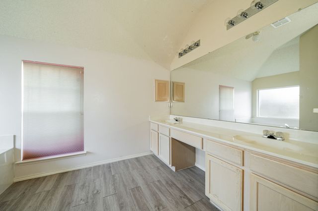 805 Elm Falls Place, Mesquite, TX 75181