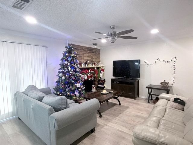 1108 Harwell Drive 1714, Arlington, TX 76011