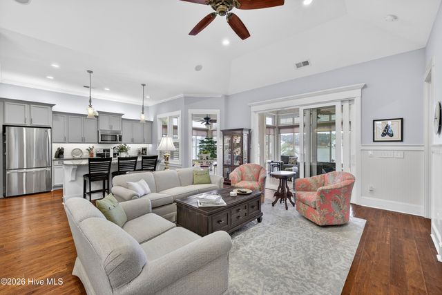 8290 Cabana Court NE, Leland, NC 28451