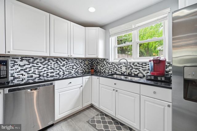 1508 WOODBINE ST, Alexandria, VA 22302