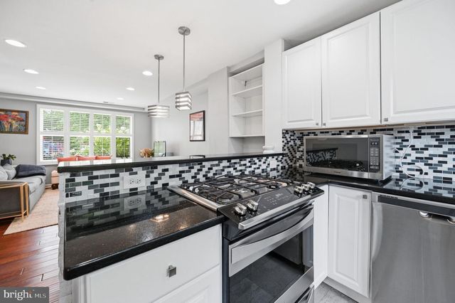 1508 WOODBINE ST, Alexandria, VA 22302
