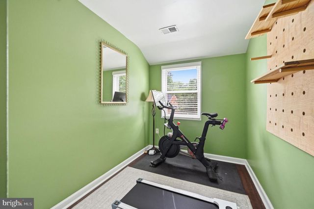 1508 WOODBINE ST, Alexandria, VA 22302