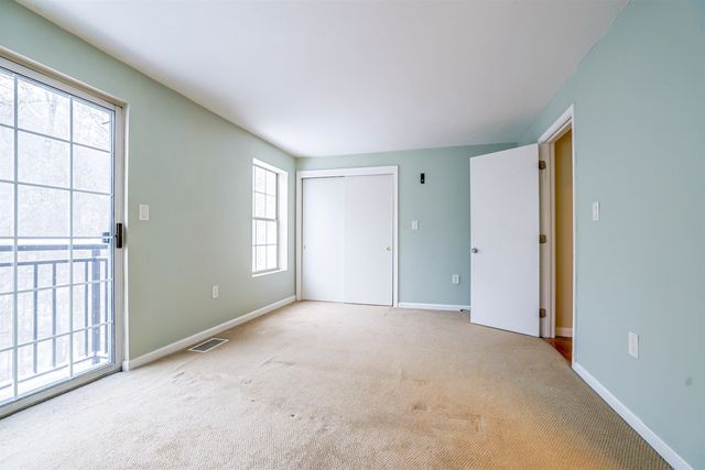 90 East Ridge Road, Merrimack, NH 03054