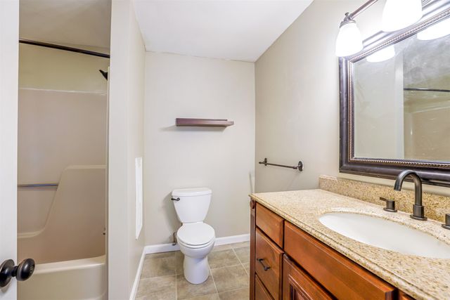 90 East Ridge Road, Merrimack, NH 03054