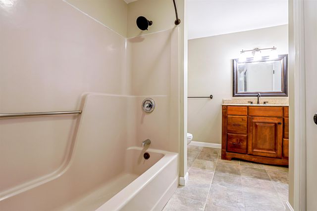 90 East Ridge Road, Merrimack, NH 03054