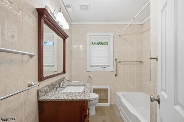 36 Oakland Ave, Franklin Twp., NJ 08873
