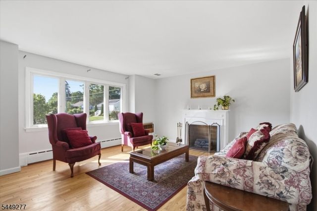 36 Oakland Ave, Franklin Twp., NJ 08873