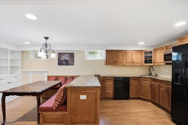 36 Oakland Ave, Franklin Twp., NJ 08873