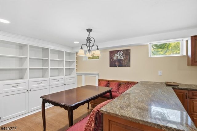 36 Oakland Ave, Franklin Twp., NJ 08873