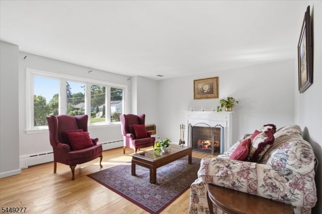 36 Oakland Ave, Franklin Twp., NJ 08873