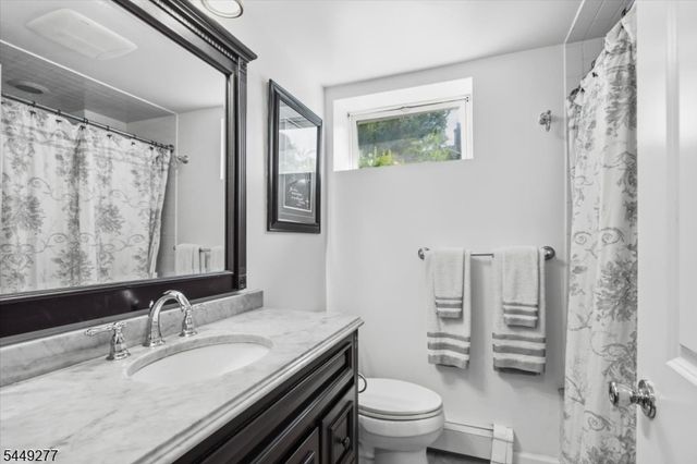 36 Oakland Ave, Franklin Twp., NJ 08873