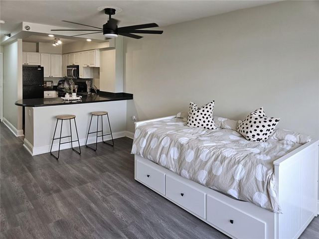 2479 Peachtree Road Road NE 611, Atlanta, GA 30305