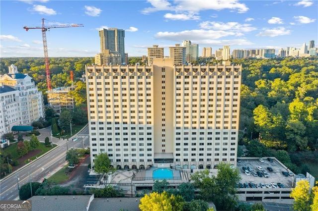 2479 Peachtree Road Road NE 611, Atlanta, GA 30305