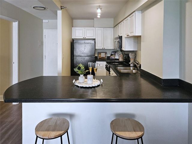 2479 Peachtree Road Road NE 611, Atlanta, GA 30305