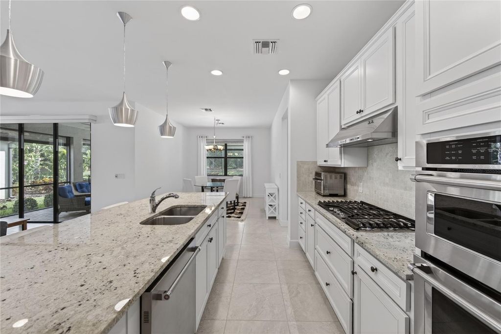 Image 12 of property listing at 17114 SEAFORD WAY, Bradenton, FL 34202