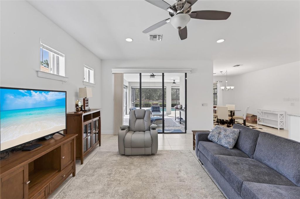 Image 16 of property listing at 17114 SEAFORD WAY, Bradenton, FL 34202