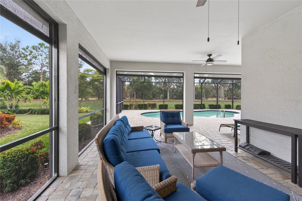 Image 33 of property listing at 17114 SEAFORD WAY, Bradenton, FL 34202