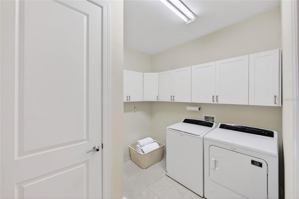 Image 49 of property listing at 17114 SEAFORD WAY, Bradenton, FL 34202