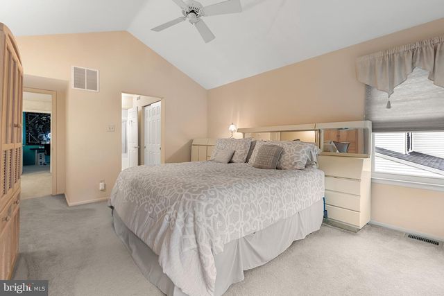 1 TENBY, Marlton, NJ 08053