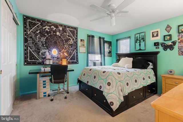 1 TENBY, Marlton, NJ 08053