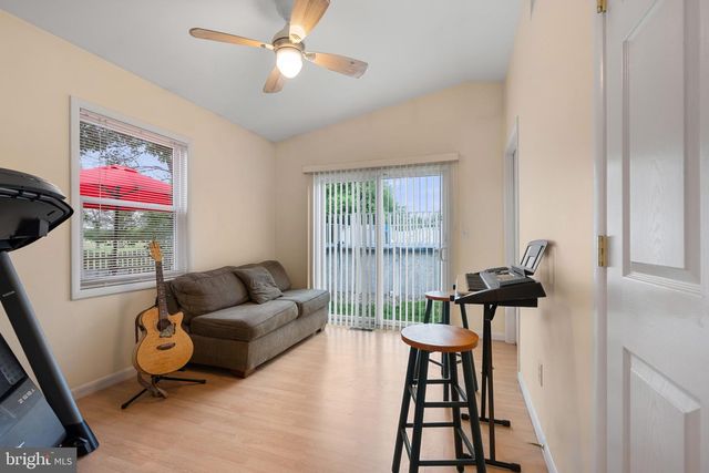 1 TENBY, Marlton, NJ 08053