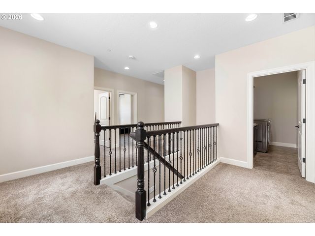 11379 Nw ODEON Ln, Portland, OR 97229