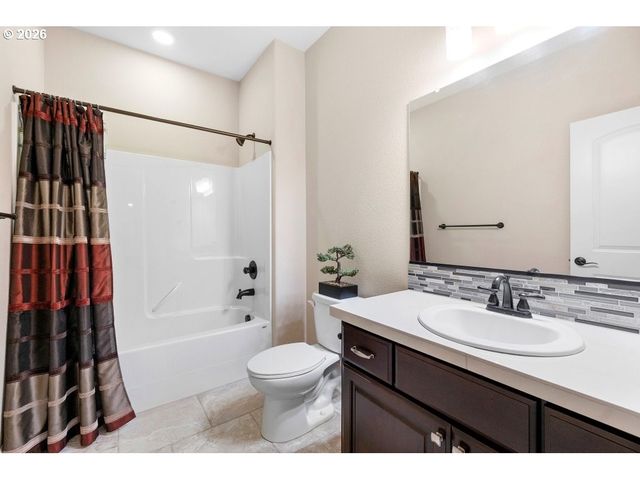 11379 Nw ODEON Ln, Portland, OR 97229