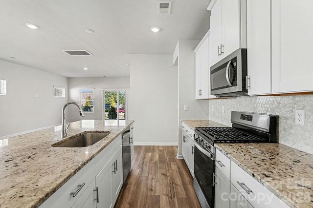 310 Olympia Way, York, SC 29745