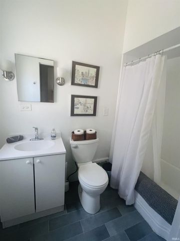 520 SE Riverside Drive, Evansville, IN 47713