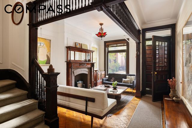 288 A Vanderbilt Avenue, New York City, NY 11205