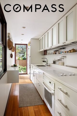 288 A Vanderbilt Avenue, New York City, NY 11205