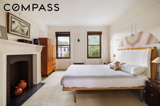 288 A Vanderbilt Avenue, New York City, NY 11205