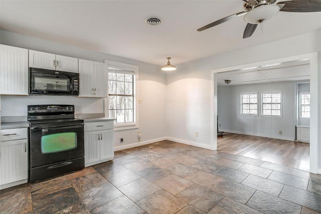 2523 County Road 218, Hico, TX 76457