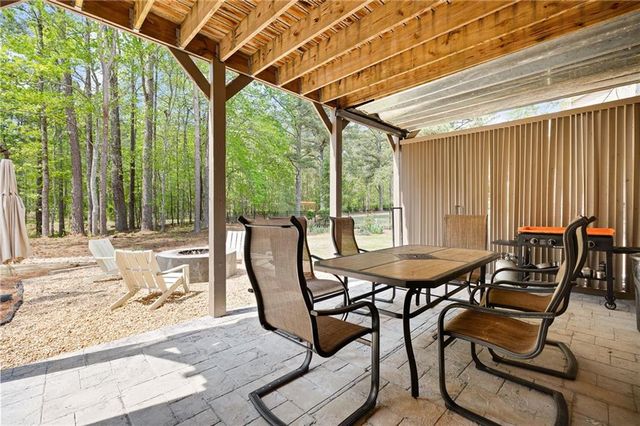 405 Scott Farm Drive, Powder Springs, GA 30127