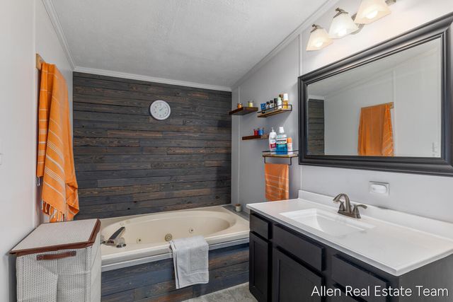 11908 128th Avenue, Grand Haven, MI 49417