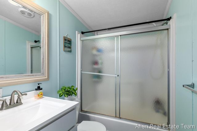 11908 128th Avenue, Grand Haven, MI 49417