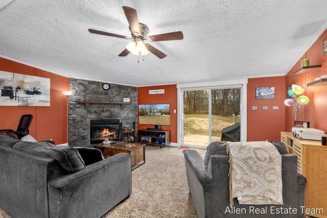 11908 128th Avenue, Grand Haven, MI 49417