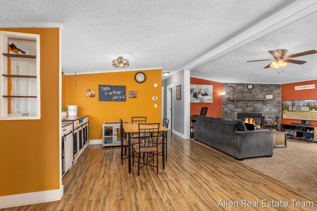 11908 128th Avenue, Grand Haven, MI 49417