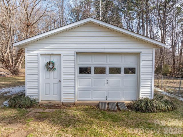 708 Noles Drive, Mount Holly, NC 28120