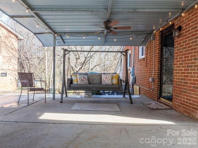 708 Noles Drive, Mount Holly, NC 28120