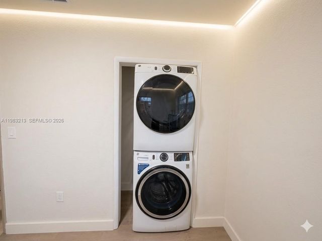 6885 NW 14th Ct 6885, Plantation, FL 33313