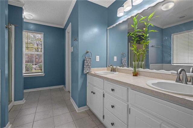 550 Lakeview Woods Drive, Mobile, AL 36695