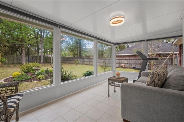 550 Lakeview Woods Drive, Mobile, AL 36695