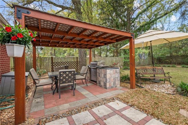 550 Lakeview Woods Drive, Mobile, AL 36695