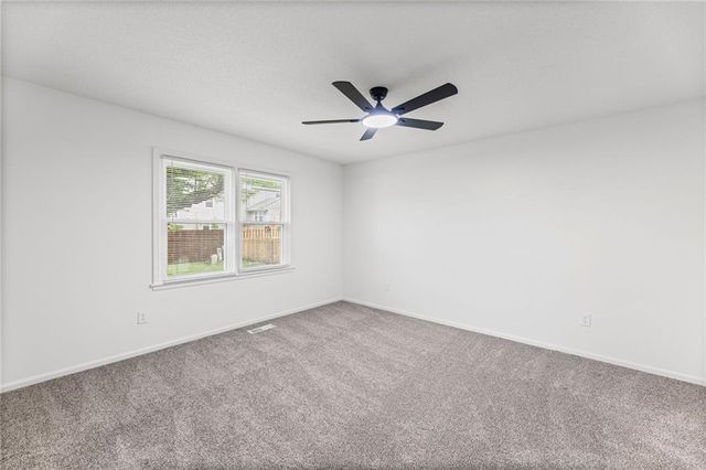 11901 W 100th Street, Lenexa, KS 66215