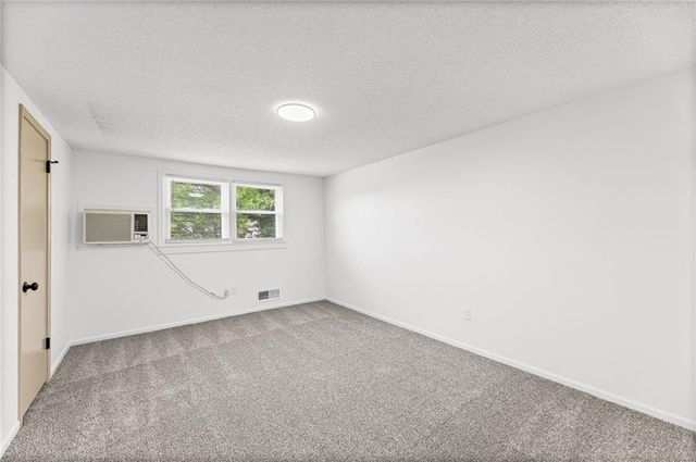 11901 W 100th Street, Lenexa, KS 66215