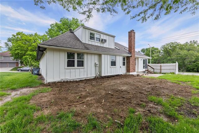 11901 W 100th Street, Lenexa, KS 66215